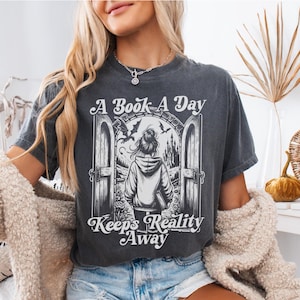 Bookish Shirt, Romantasy Readers, Book Club Shirt, Smut Reader, Booklover Gift, Romance Reader, Book Lover Shirt, Bookish Gift, Book Trope