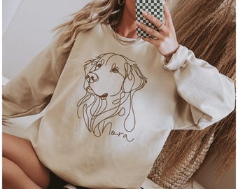 Custom Golden Retriever Sweatshirt, Pet Name Sweatshirt, Personalized Dog Name Shirt, Pet Gift for Him, Dog Dad Sweatshirt, Dog Mom Gift