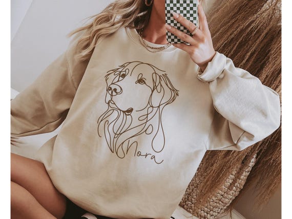 Custom Golden Retriever Sweatshirt, Pet Name Sweatshirt, Personalized Dog Name Shirt, Pet Gift for Him, Dog Dad Sweatshirt, Dog Mom Gift