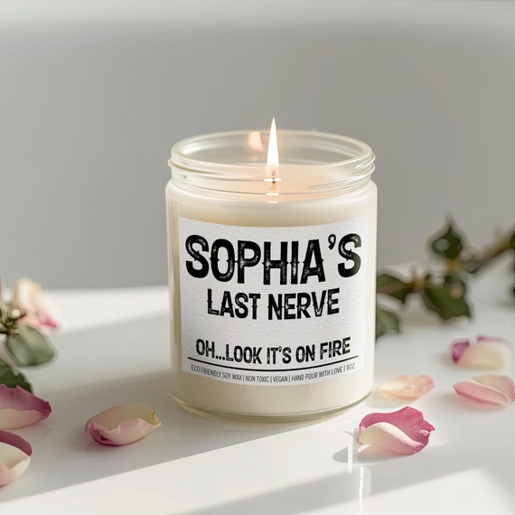 Lustige Duftkerze „My Last Nerve“ – Vanilleduft, Sojawachs, 50+ Stunden Brenndauer, Geschenk Für Freundin & Kollegen