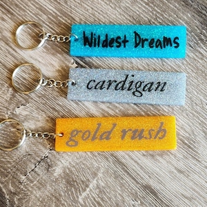 Returning in August - Personalized Handmade Spotify Code Keychains for Memorable Gifts