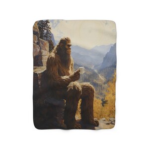 Bigfoot Believer Treasure Gift Box