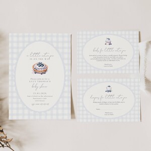 Invito per baby shower a tema torta, baby shower a quadretti Cutie Pie, baby shower in arrivo per una piccola Cutie Pie, invito per baby shower a quadretti Cutie Pie con mirtilli, CP01