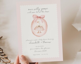 Invitación para baby shower de Silly Goose en rosa: Goose on the Loose (plantilla editable), cuadros vichy rosas, Goose vintage