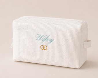 Personalized Wifey Makeup Bag, Bride Toiletry Bag, Bridal Shower Gift, Wedding Day Cosmetic Bag, Honeymoon Travel Pouch