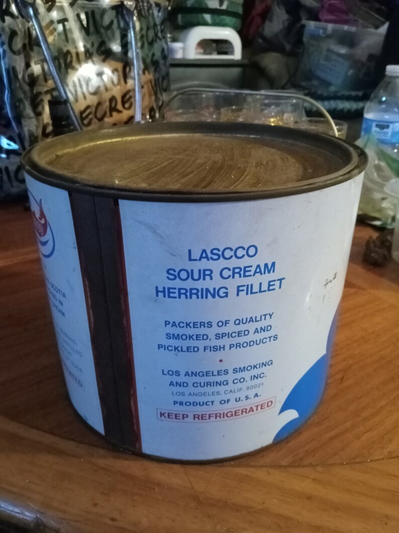 SUPER RARE Large Vintage Lascco Sour Cream Herring Filet Tin Can