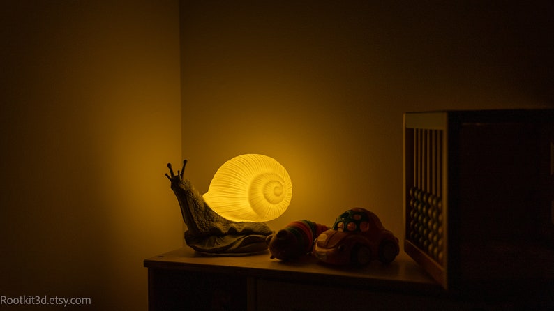 Big Bright Snail Lamp, 3d Snail Lamp, Desk Decoration, Office decoration, Custom Lamp, Snail Light, Cottagecore Lamp