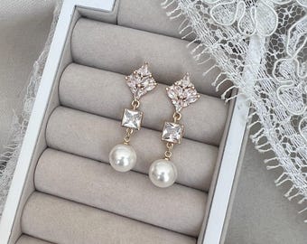Art deco crystal drop earrings, statement crystal earrings, bridal earrings, elegant wedding earrings, sparkle earrings, iridescent earrings