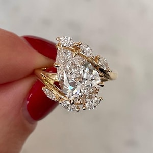3.20 Ctw Pear Moissanite Ring Cluster Moissanite Engagement Ring Pear Cut Wedding Ring Antique Diamond Ring For Woman Anniversary Ring VVS1