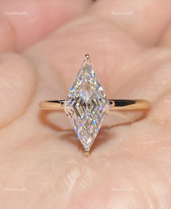 2.00 Ct Kite Cut Lab Diamond Ring Lozenge Shape Lab Grown Ring Antique Kite Cut Diamond Ring For Woman 14k Yellow Gold Solitaire Ring VVS
