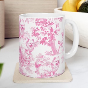 Taza de Toile de Jouy francesa con pomerania rosa - Taza de café Toile de Jouy para amantes de los pomerania, taza de té para mamá pomerania, taza de cerámica para amantes de los perros coquetos