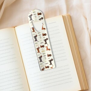 Marcapáginas de aluminio con diseño de perro salchicha y motivos botánicos, regalo ideal para amantes de los perros salchicha, regalo perfecto para lectores aficionados a los perros salchicha, regalo para amantes de los libros y dueños de perros salchicha, relleno para calcetines navideños para perros.