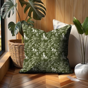Beagle Toile Pillow - Green and White Toile Dog Pillow, Accent Cushion Includes Insert, Vintage Floral Farmhouse Decor, Gift for Beagle Mom