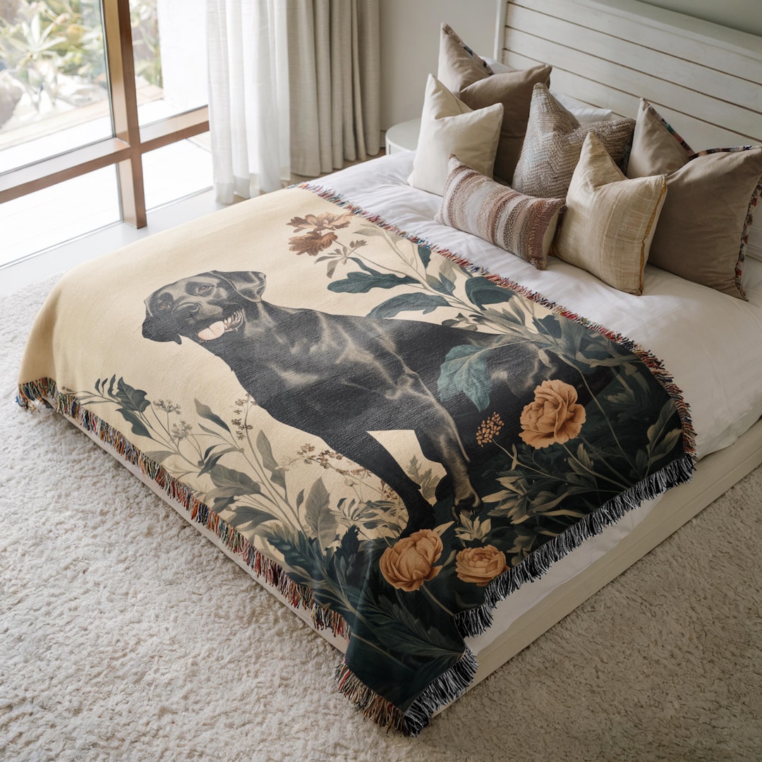 Black Labrador Woven Blanket Throw: Vintage Style Floral Wall Tapestry ...
