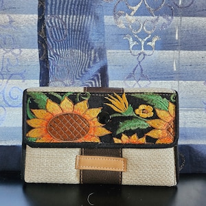 Carteras Bordadas