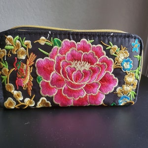 Cartera bordada a 2 caras