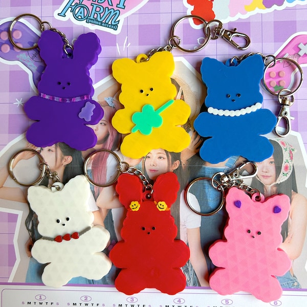 Purple Kiss Season's Greetings 2024 Keychain Charms - Purky Purky Farm Member Characters