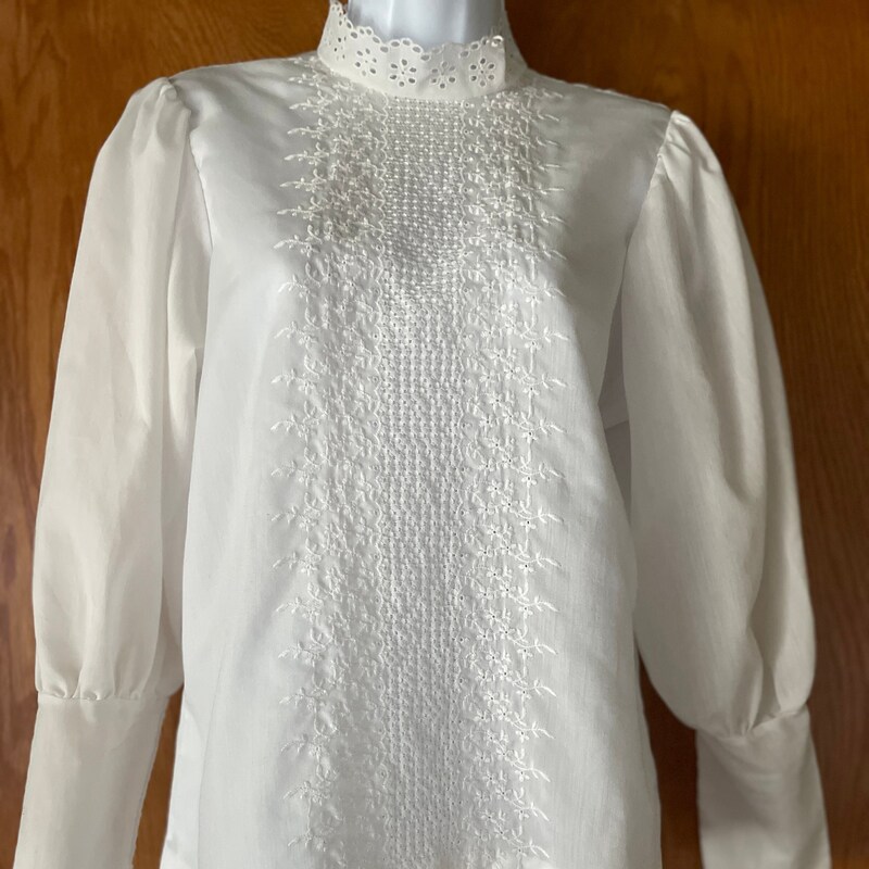 Vintage 1970s Black and White Dogtooth Blouse