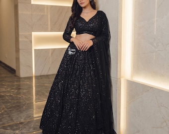 Feestkleding Lehenga Choli in zwart: Indiase trouwoutfit met geborduurde pailletten