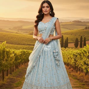 Conjunto de lehenga choli azul cielo: traje de dama de honor con bordados intensos
