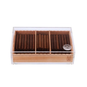 What size of Rubbermaid Tupperdore do you use? : r/cigars