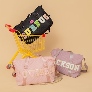 Personalisierte wasserdichte Nylon Seesack, benutzerdefinierte Name Reisetasche genähte Chenille Brief Weekender Taschen für Frauen, Übernachtung Gym Tote Bag Geschenk