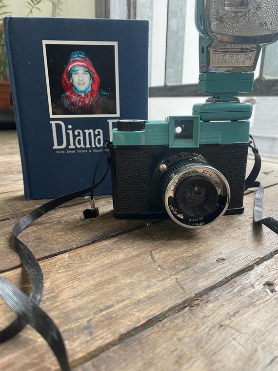 Instant Back+ Diana F+ Instant Back Diana F+ Camera Plus Diana