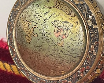 Antique Gold mesh Cloisonné style compact, Evan’s style RARE