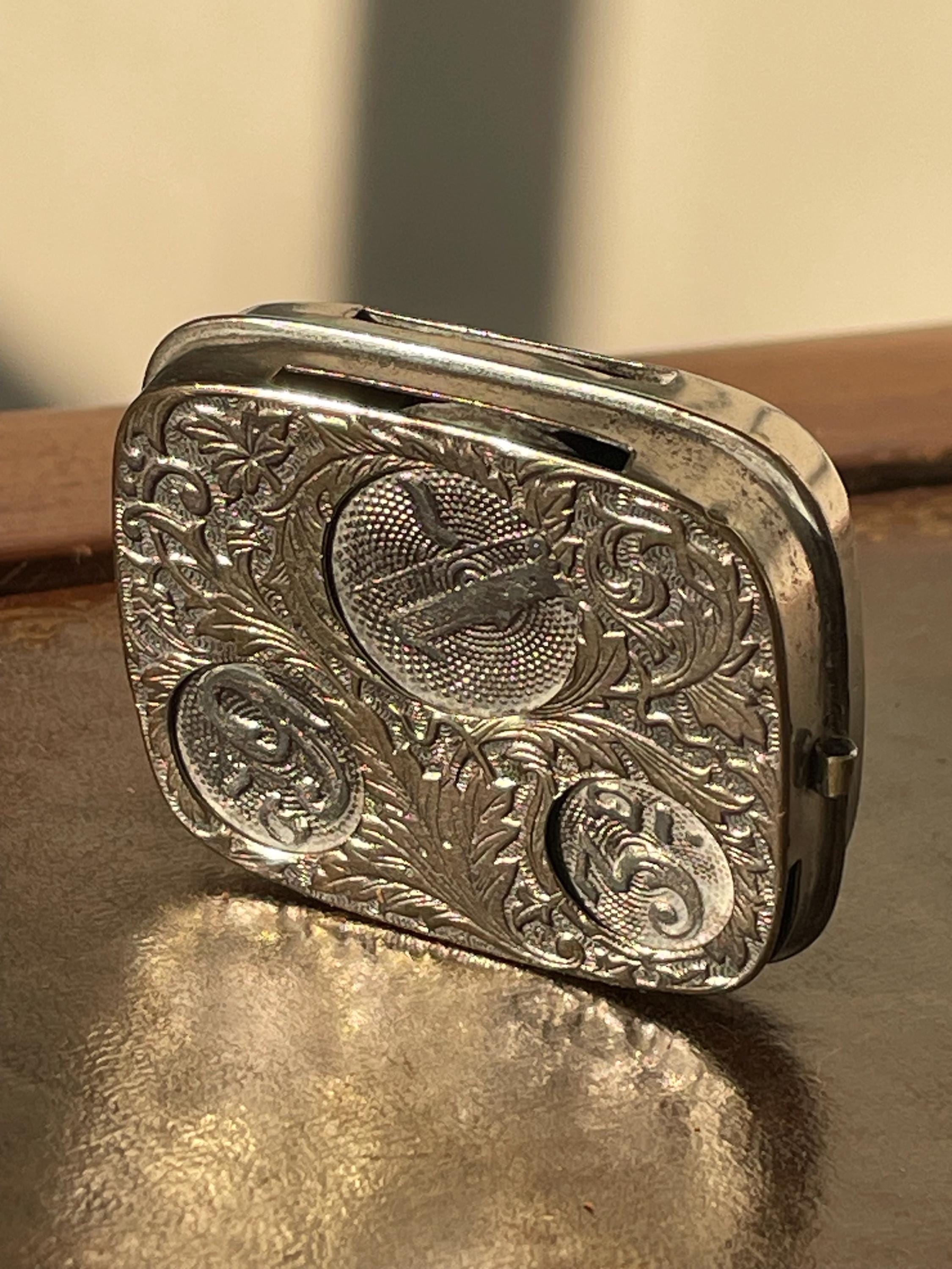 Sovereign case - Etsy 日本