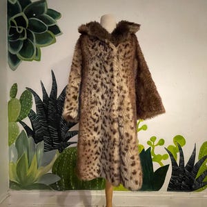Fabulous Leopard Faux Fur coat
