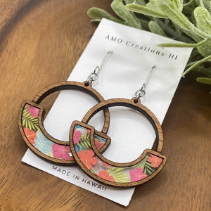Wood with a Hibiscus Inlay | Earrings | Wood Earrings | Boho Earrings | Tropical Earrings | Wood + Acrylic Earrings | Hawaiian Earrings