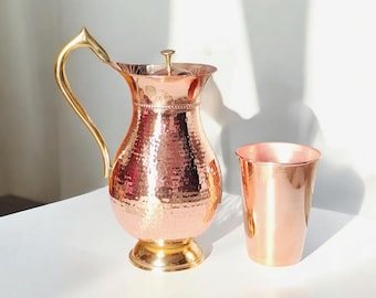 Vattenkanna i ren koppar, Mughlai-kanna, Lyxig kopparmugg, Vattenkanna i yoga, Handgjord kopparkanna, Kanna med ayurvediska fördelar.
