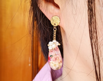 Dangling Resin Tear Drop Shaped Earrings with real dried flowers and fresh water pearls