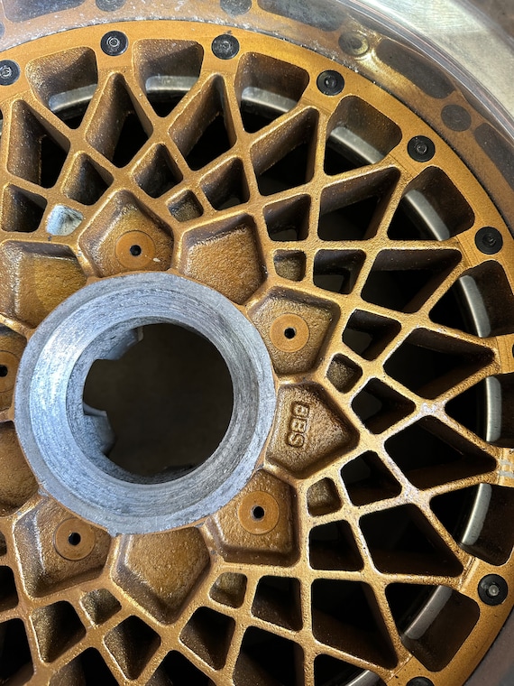 BBS RID ミニチュアオブジェ➕台座 BBS RID ミニチュアオブジェ➕台座 - メルカリ