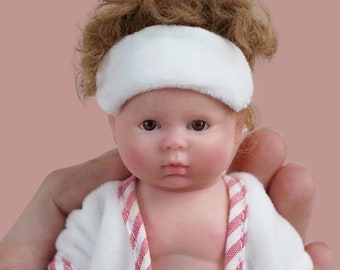 7" Baby Boy Micro Full Body Silicone Lifelike Mini Reborn Doll, Anti-Stress, Surprise for Children