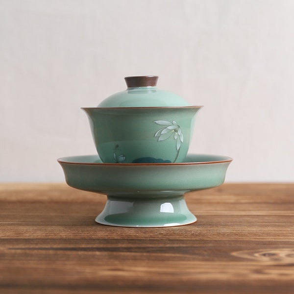 Longquan Celadon Lotus Ceramic Tea Bowl with Lid and Teapot Holder 160ml