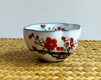 Hand-painted Plum Blossom Ceramic Tea Cup 90ml