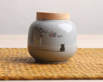 Hand-painted Cat Ceramic Tea Canister for Storage Tea