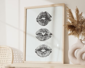 Kissing Lips print, maximalist decor, Preppy Wall Decor, y2k poster, Girl Room decor, Aesthetic Minimal Print, Trendy Wall Art, Dorm decor