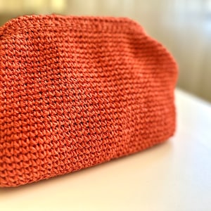 Orange Small Straw Clutch, Dark Orange Small Crochet Coach, Deep Orange Small Raffia Bag, Straw Clutch, Woven Purse, Raffia Clutch