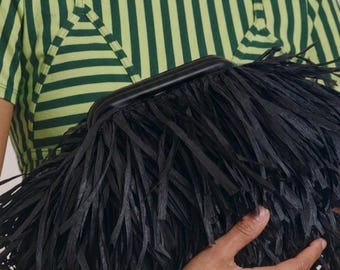Bolso de mano XL de rafia negra con flecos, bolso de paja extragrande con asa de cuero.