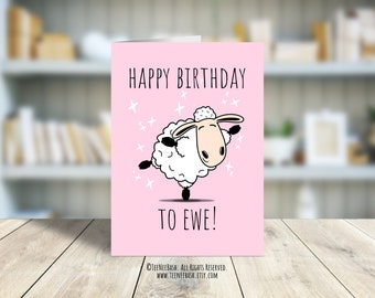 Tarjeta de cumpleaños imprimible de oveja rosa, 'Feliz cumpleaños a ti' (Descarga digital)