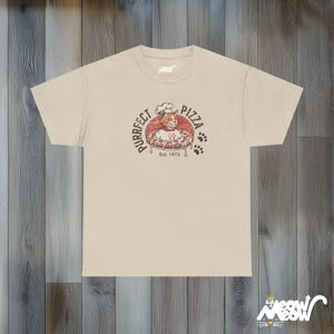 Camiseta Purrfect Pizza Cat: Camiseta gráfica divertida para amantes da gastronomia Sand