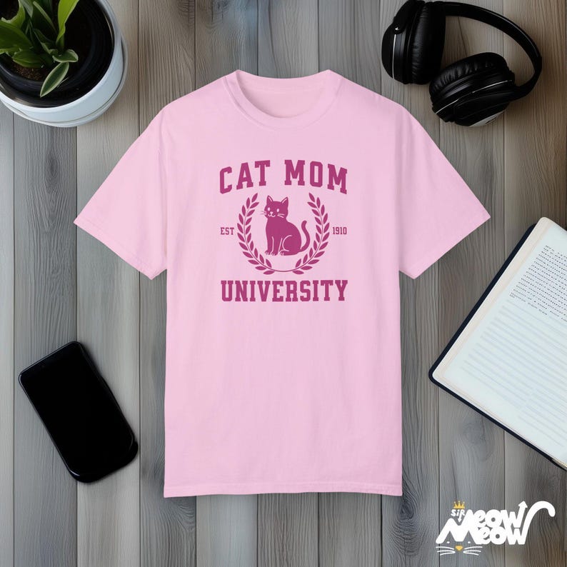 Katzen Mutter Universität T-Shirt: Komfort Farben College Style T-Shirt Blossom