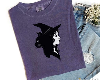 Maglietta con strega e gatto nero: Maglietta Gothic Comfort Colors