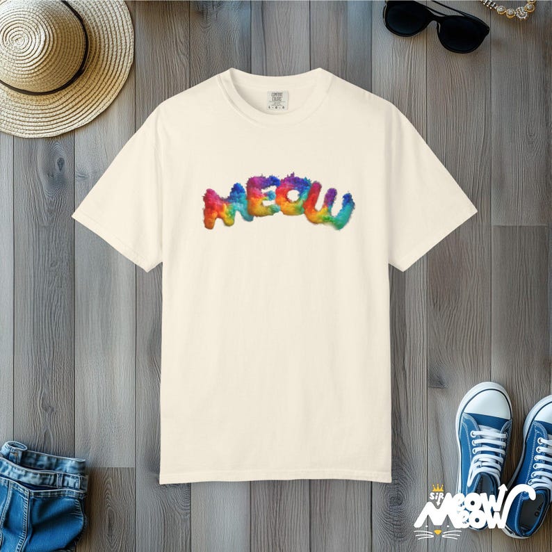 Regenbogen Meow Katzen-T-Shirt: Komfort Farben Stolz T-Shirt Ivory