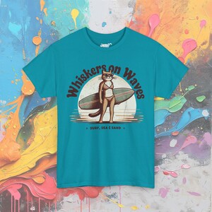 Camiseta de gato surfero: Bigotes en las olas, playera para amantes de la playa Tropical Blue