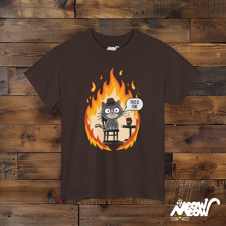 T-shirt grappige kattenmeme: dit is prima Dark Chocolate