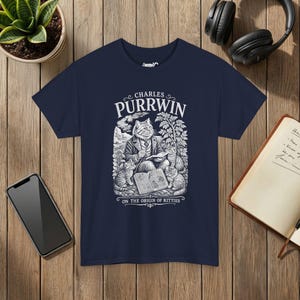 Camiseta Charles Purrwin sobre a Evolução dos Gatos, Estilo Gravura Vitoriana, Presente para Professor de Biologia imagem 8
