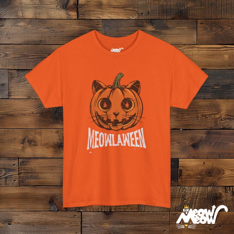 Meowlaween Halloween Cat Pumpkin Design, Spooky Fun Unisex T-Shirt for Cat Lovers Orange